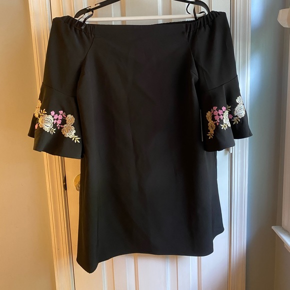 Jennifer Lopez Dresses & Skirts - Jennifer Lopez dress